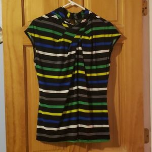 Shoulder cuff dress shirt